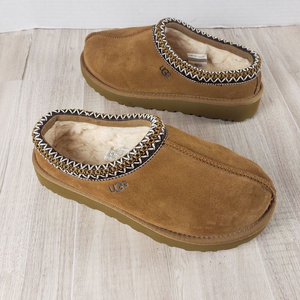 Tasman Uggs Chestnut women ’s Size 6.5 Barley Worn